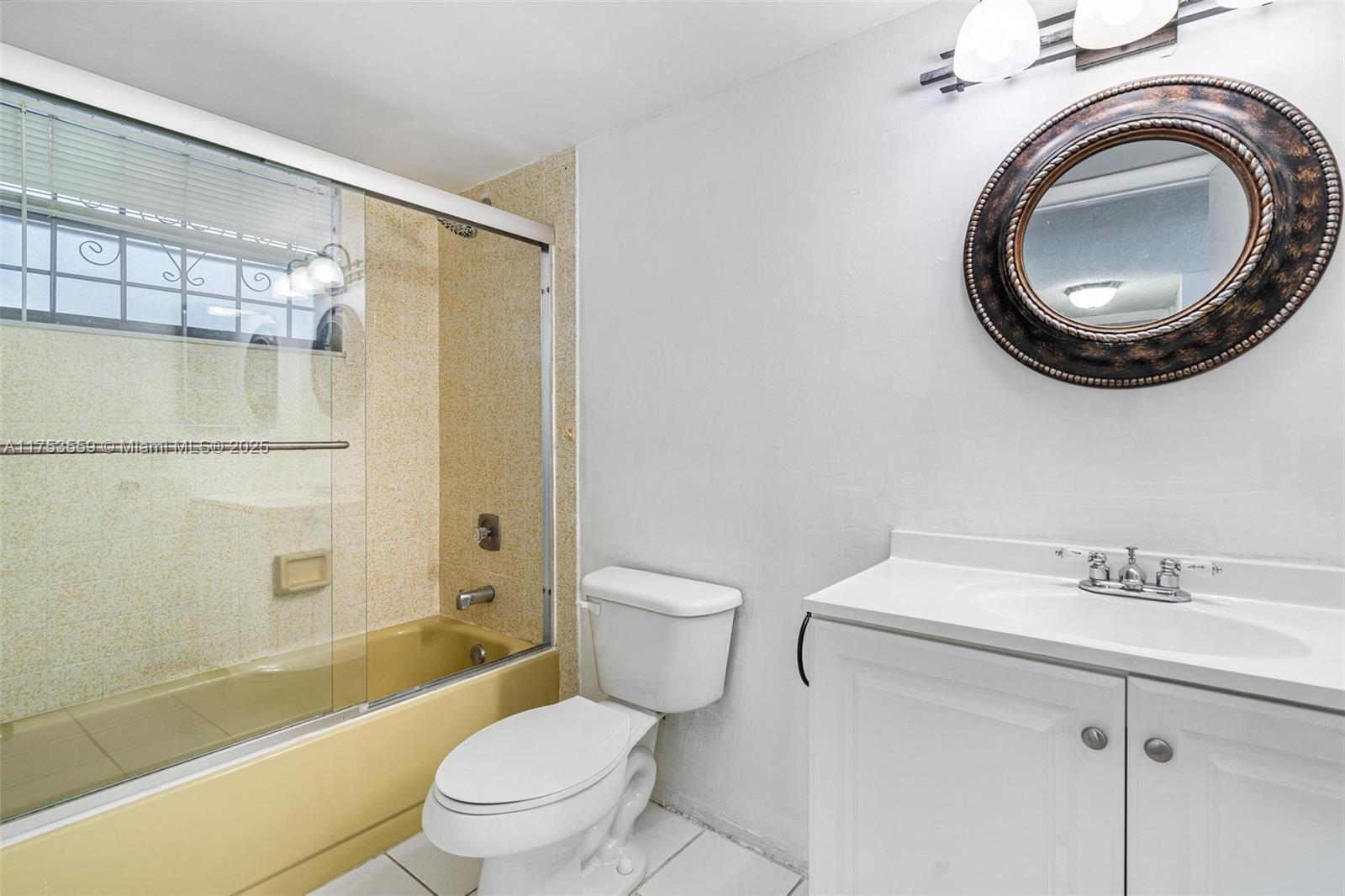 PARKVIEW PLAZA CONDO - Residential