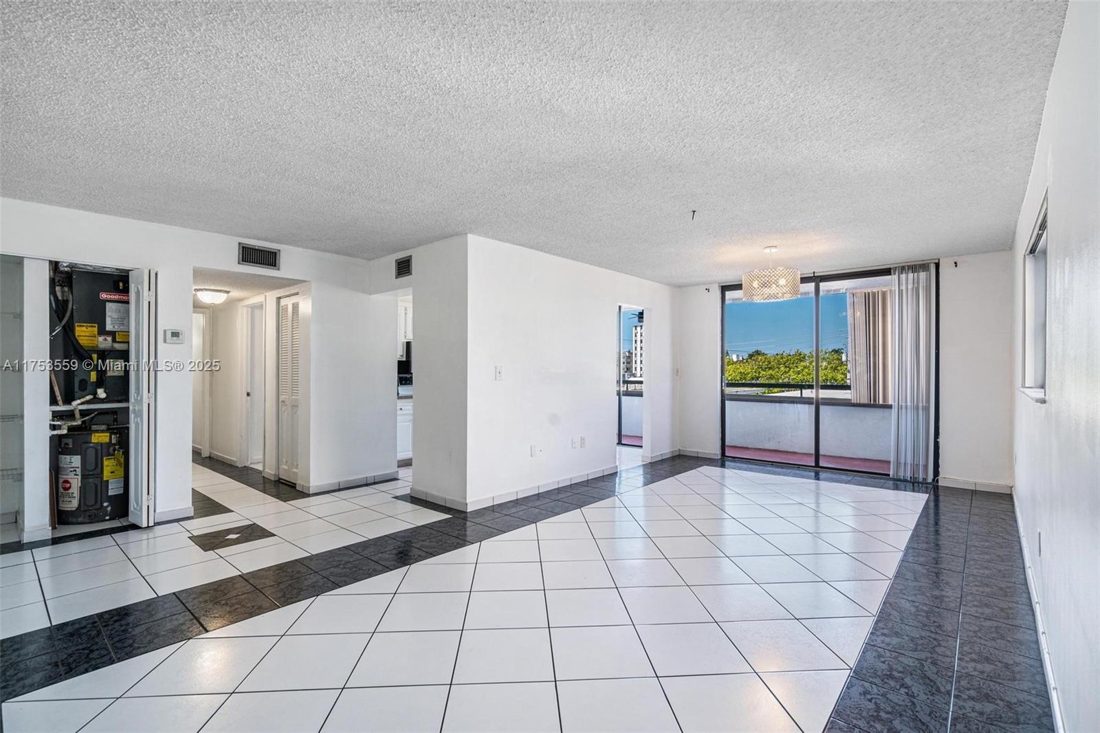 PARKVIEW PLAZA CONDO - Residential