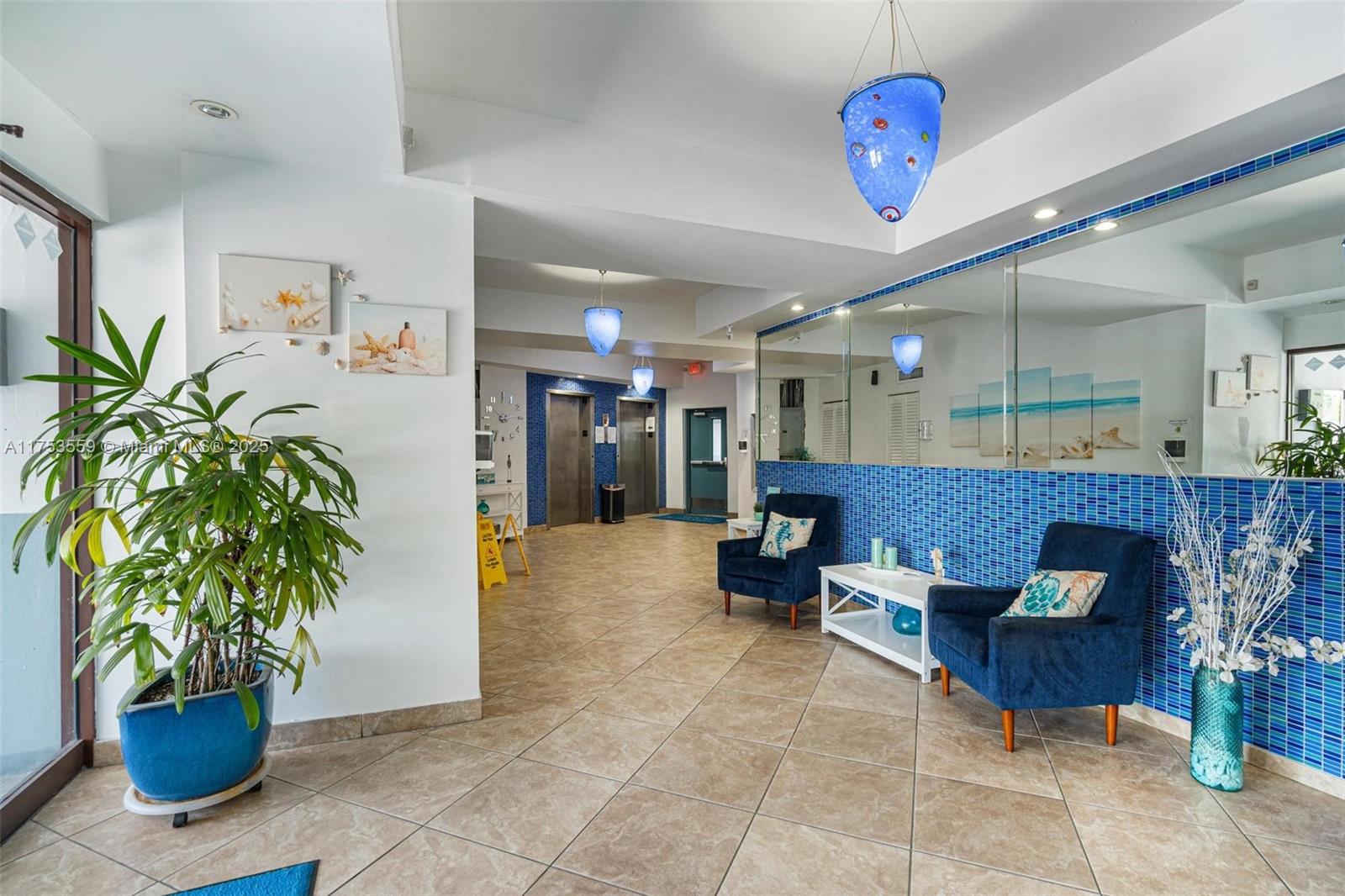 PARKVIEW PLAZA CONDO - Residential