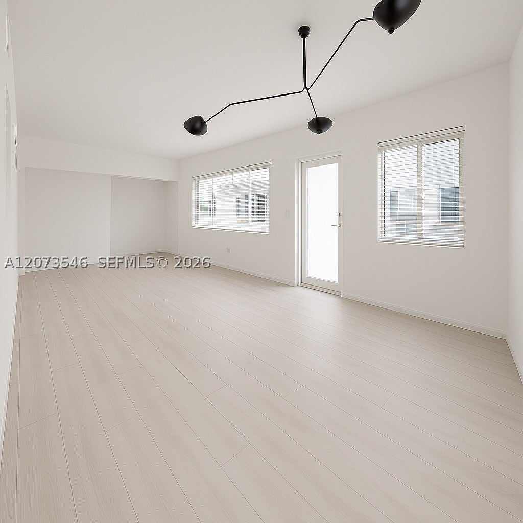 1110 Venetian Way 2B