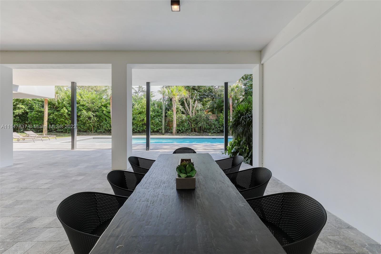 ENTRADA - Residential