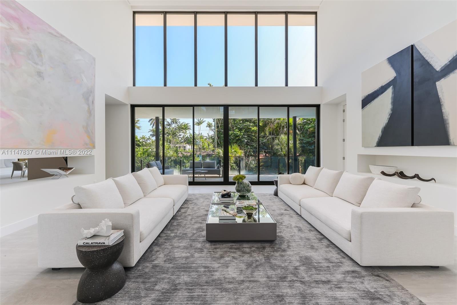 ENTRADA - Residential