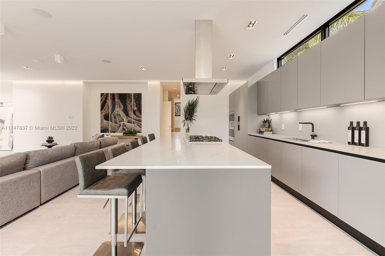 ENTRADA - Residential