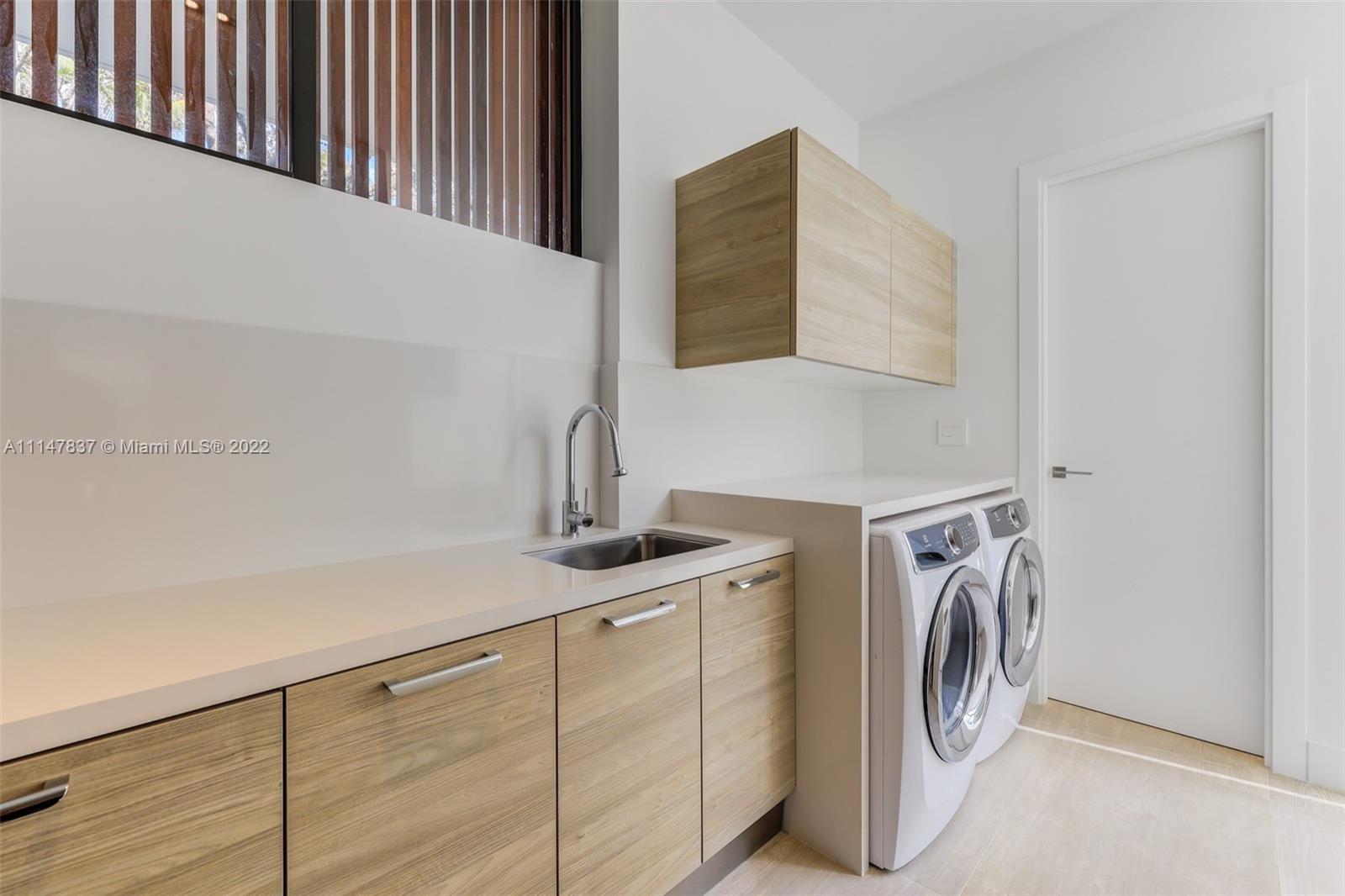 ENTRADA - Residential