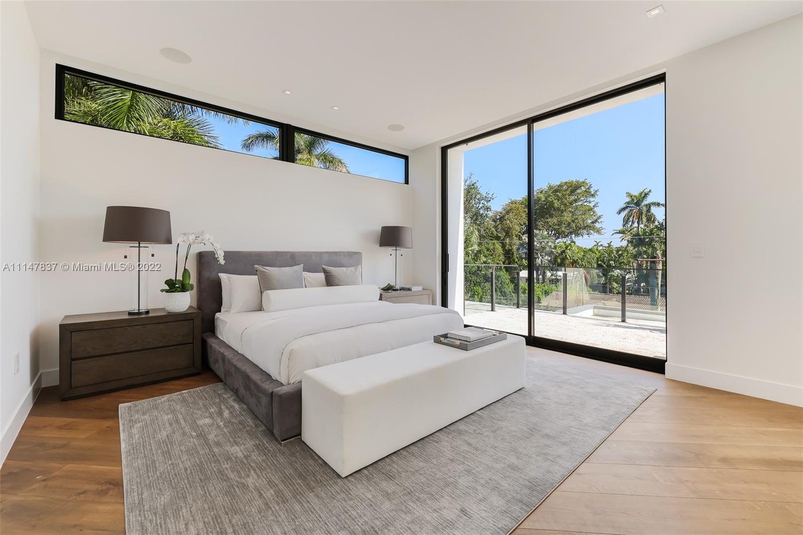 ENTRADA - Residential