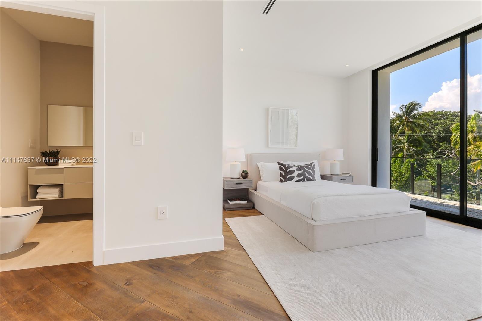 ENTRADA - Residential