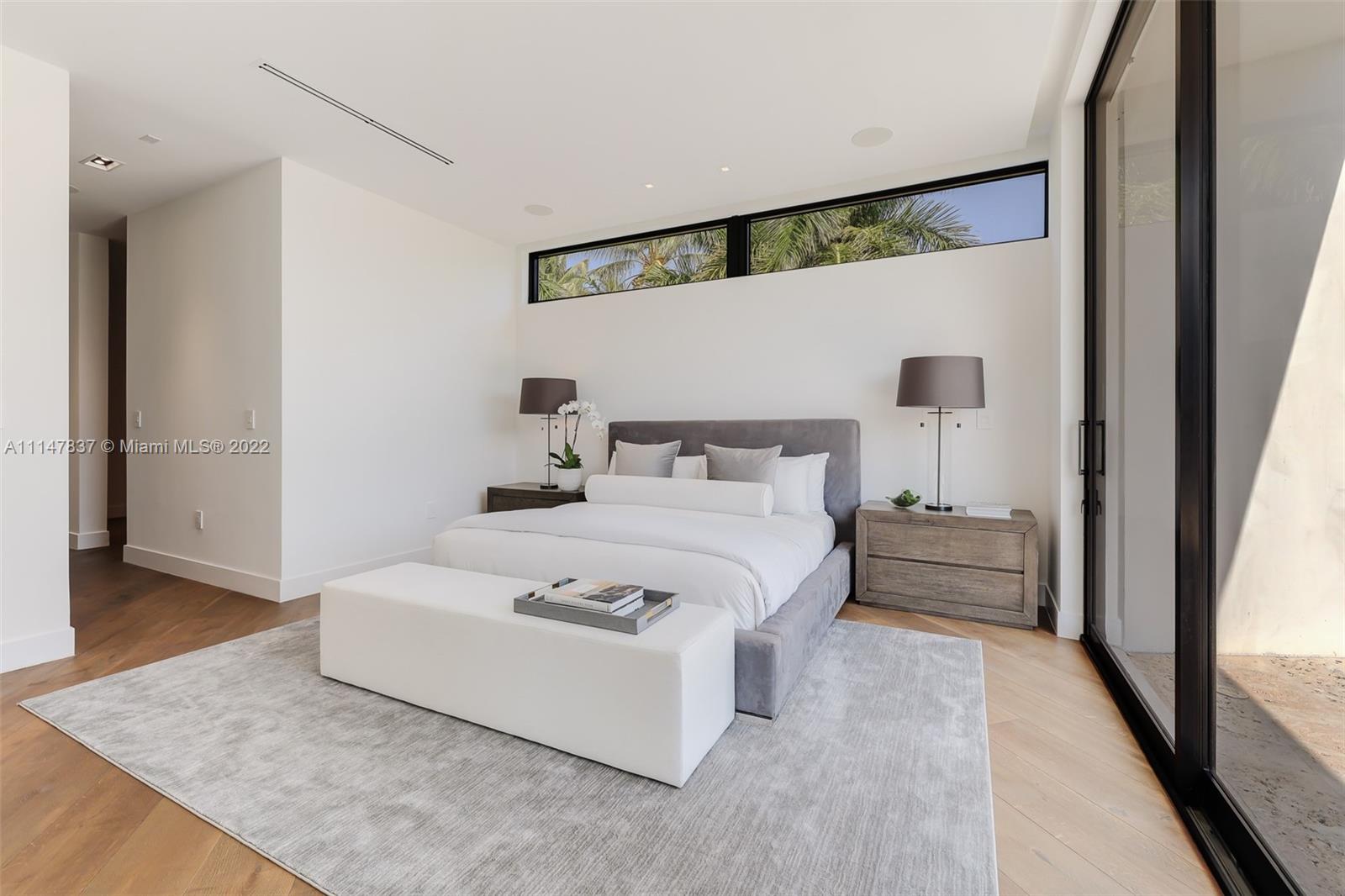 ENTRADA - Residential