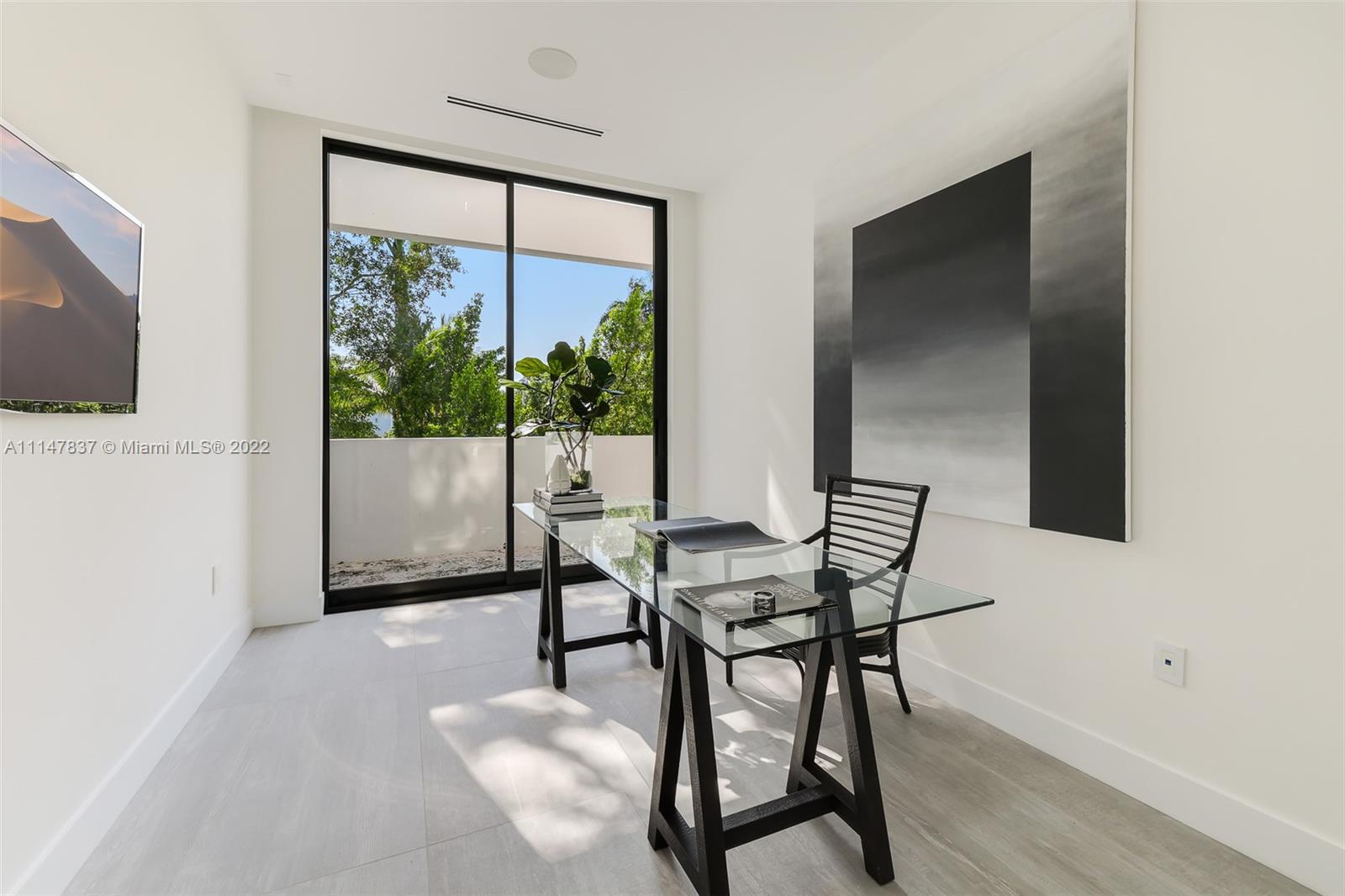 ENTRADA - Residential