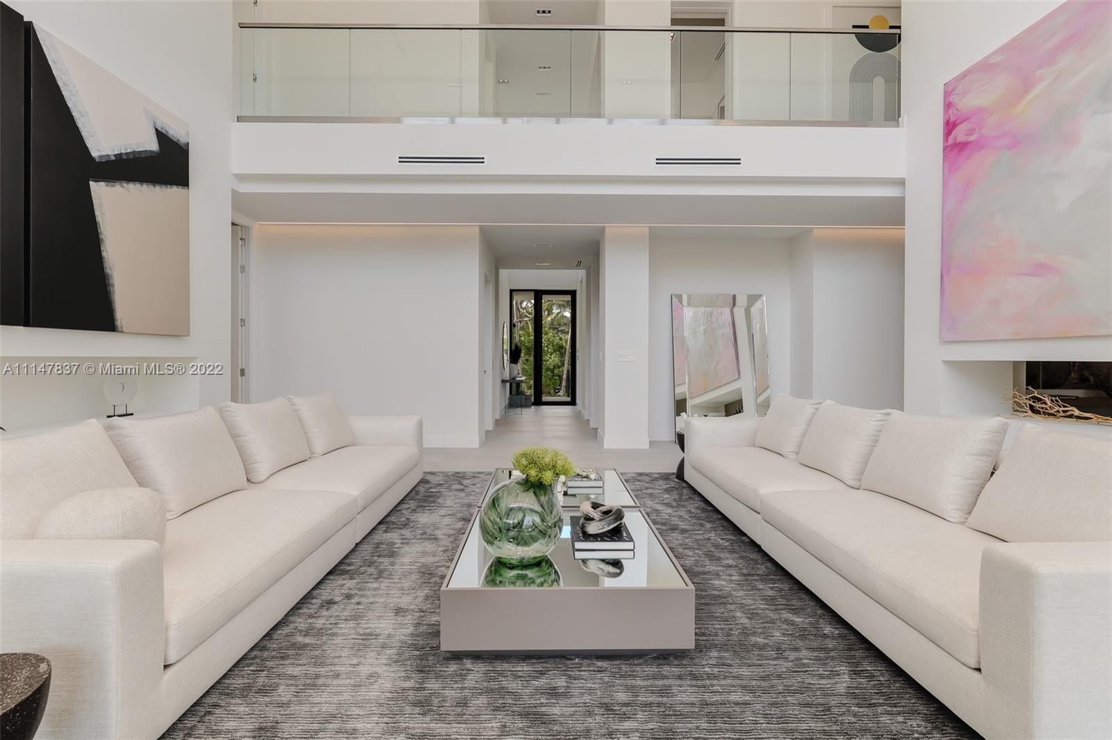 ENTRADA - Residential