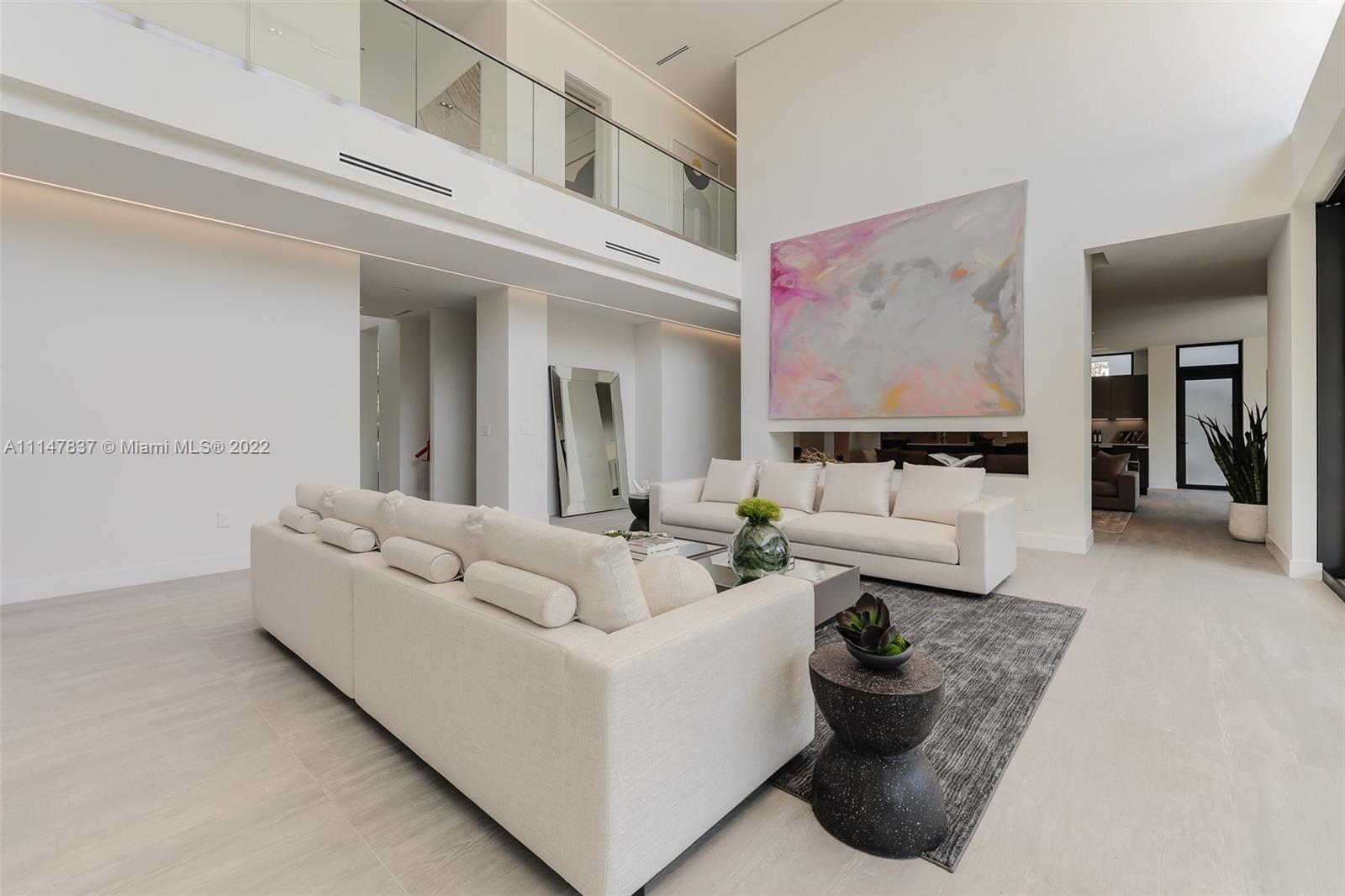 ENTRADA - Residential