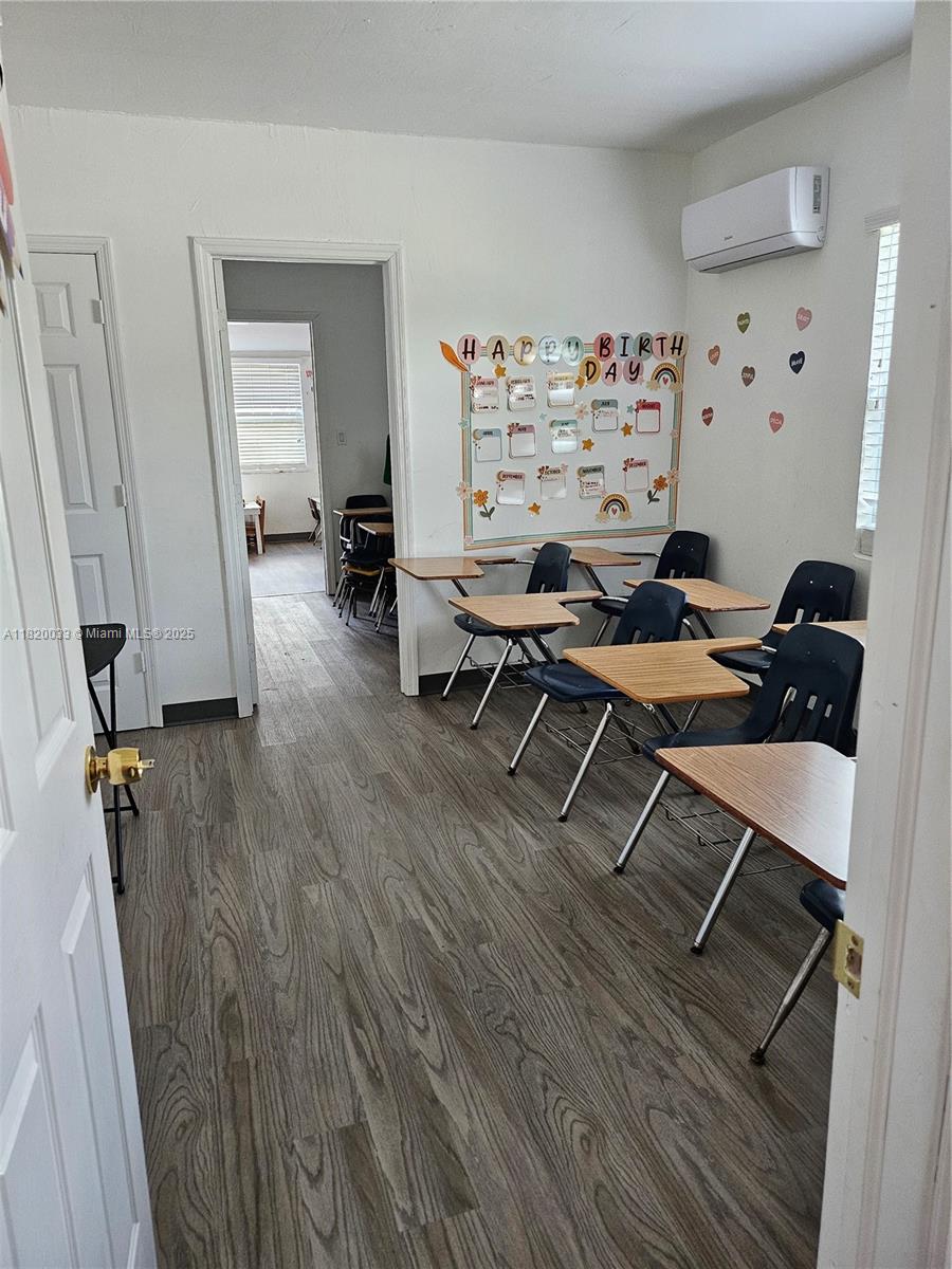 MIAMI LAND & DEVELOPMENT - Land