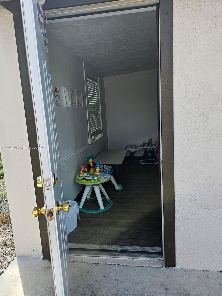 MIAMI LAND & DEVELOPMENT - Land