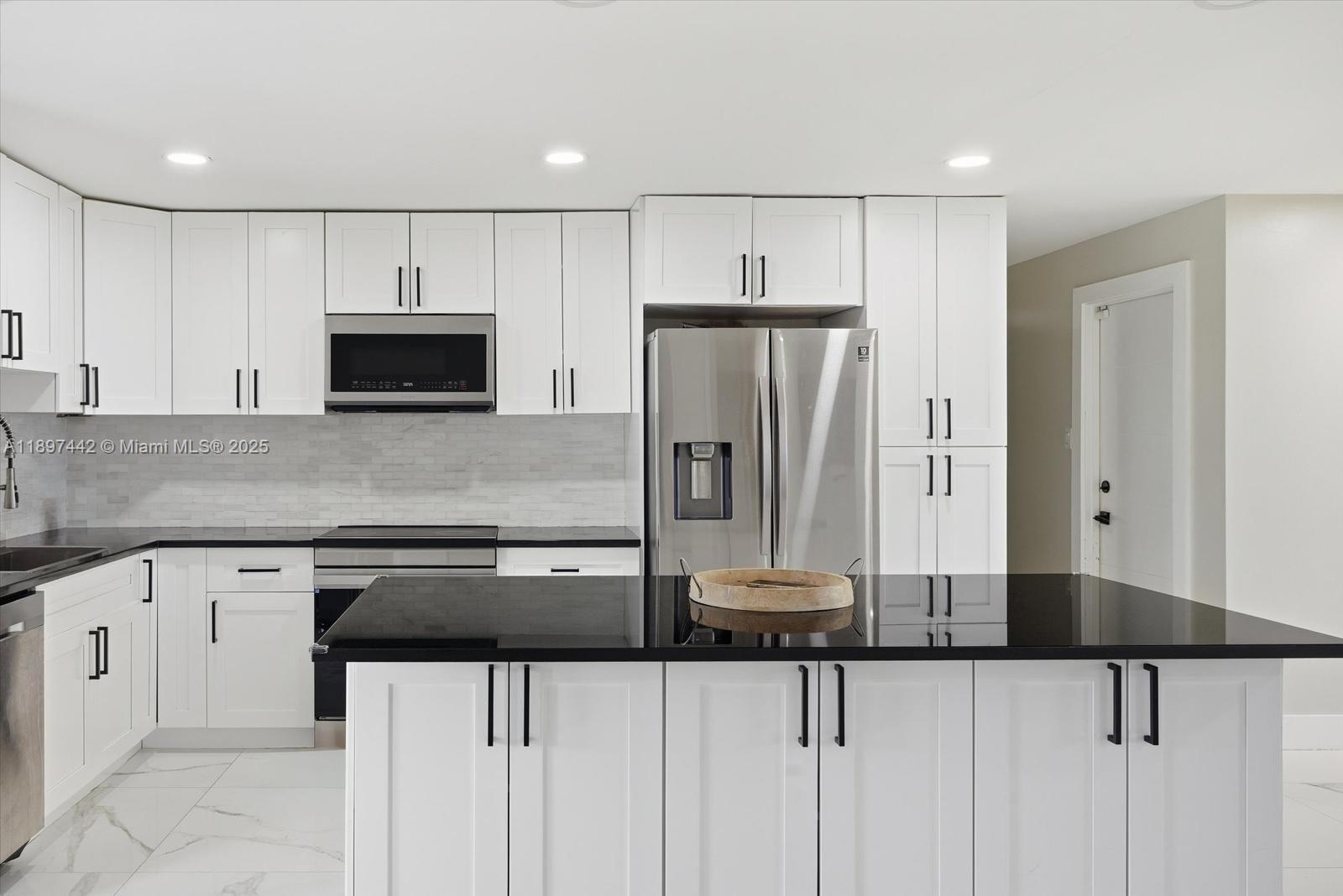 ORIOLE-MARGATE SEC 3 - Residential Lease