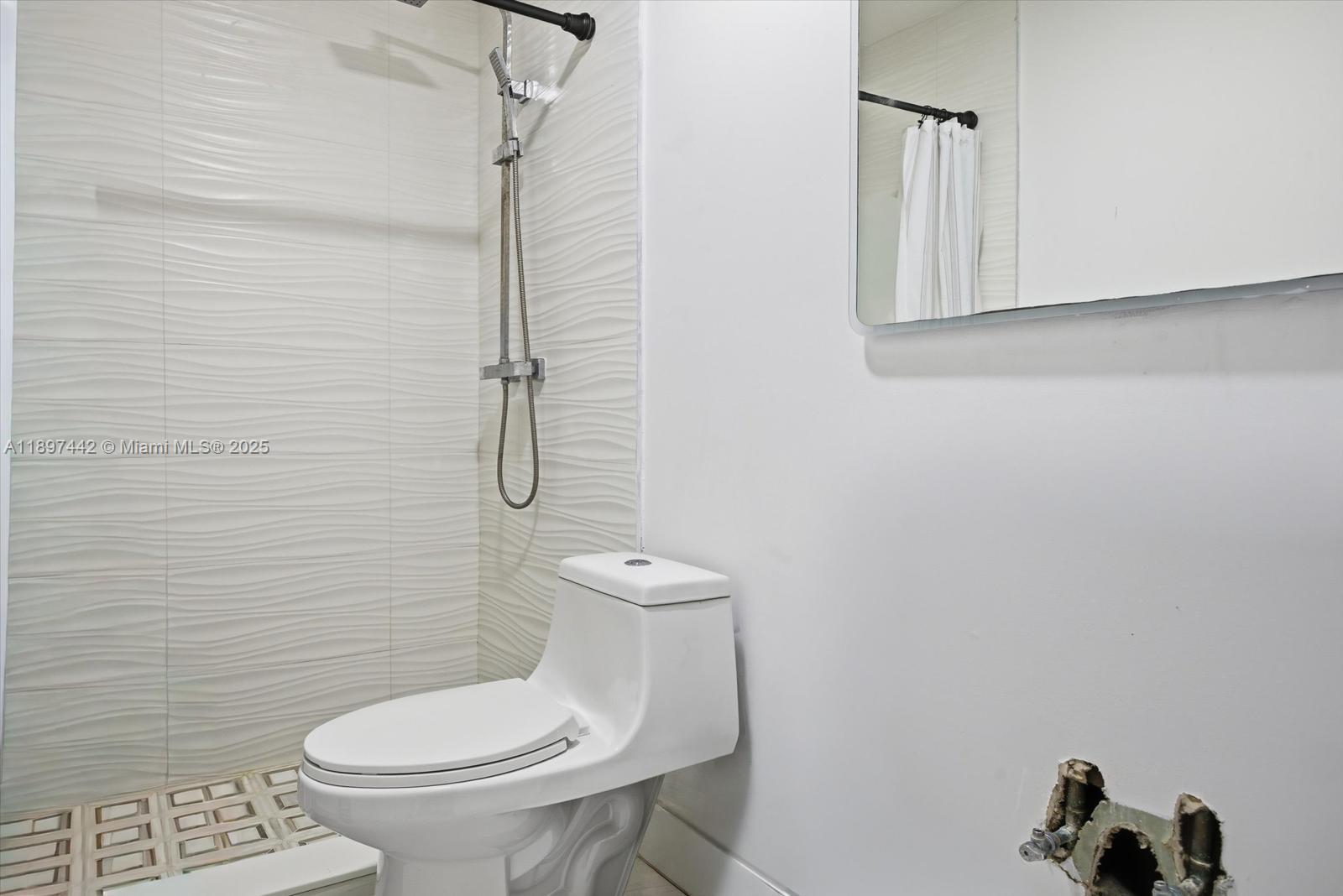 ORIOLE-MARGATE SEC 3 - Residential Lease