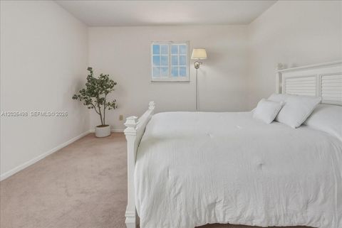 Tiny photo for 5680 Thornbluff Ave, Davie, FL 33331 (MLS # A12026498)