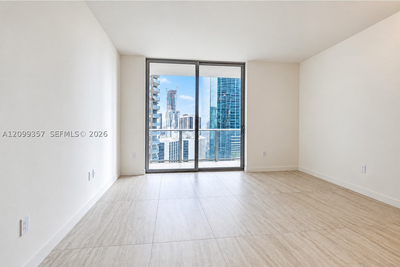 77 SE 5th St 2903