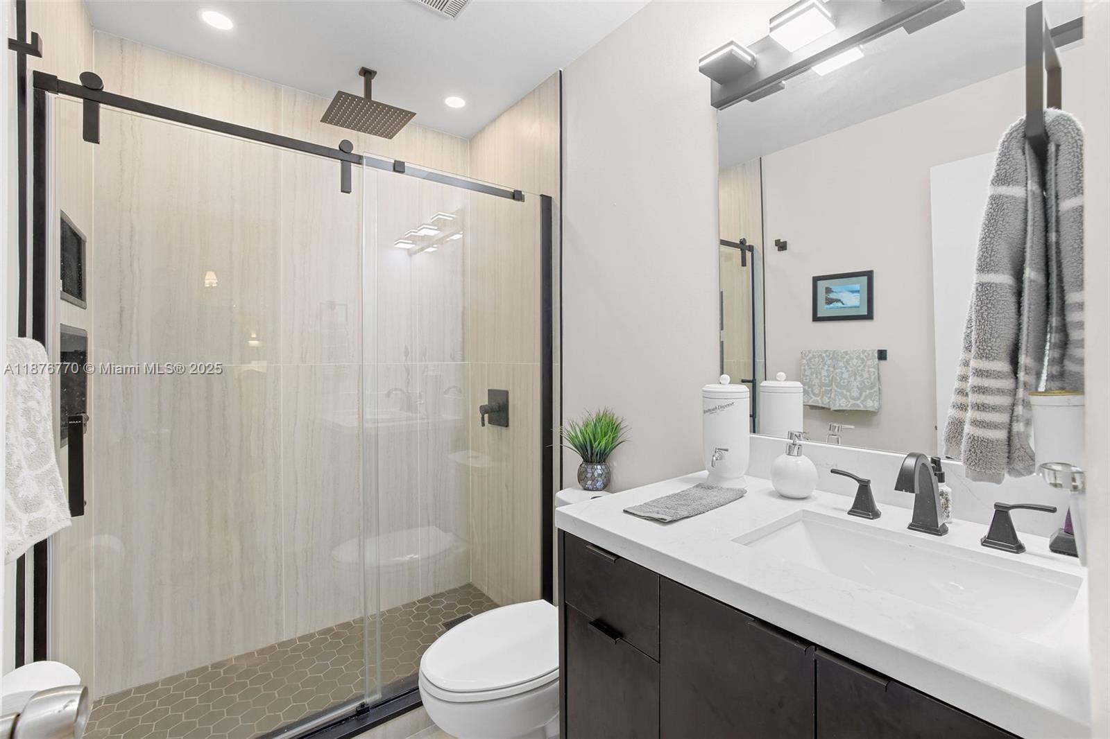 PEMBROKE LAKES SECTION EI - Residential