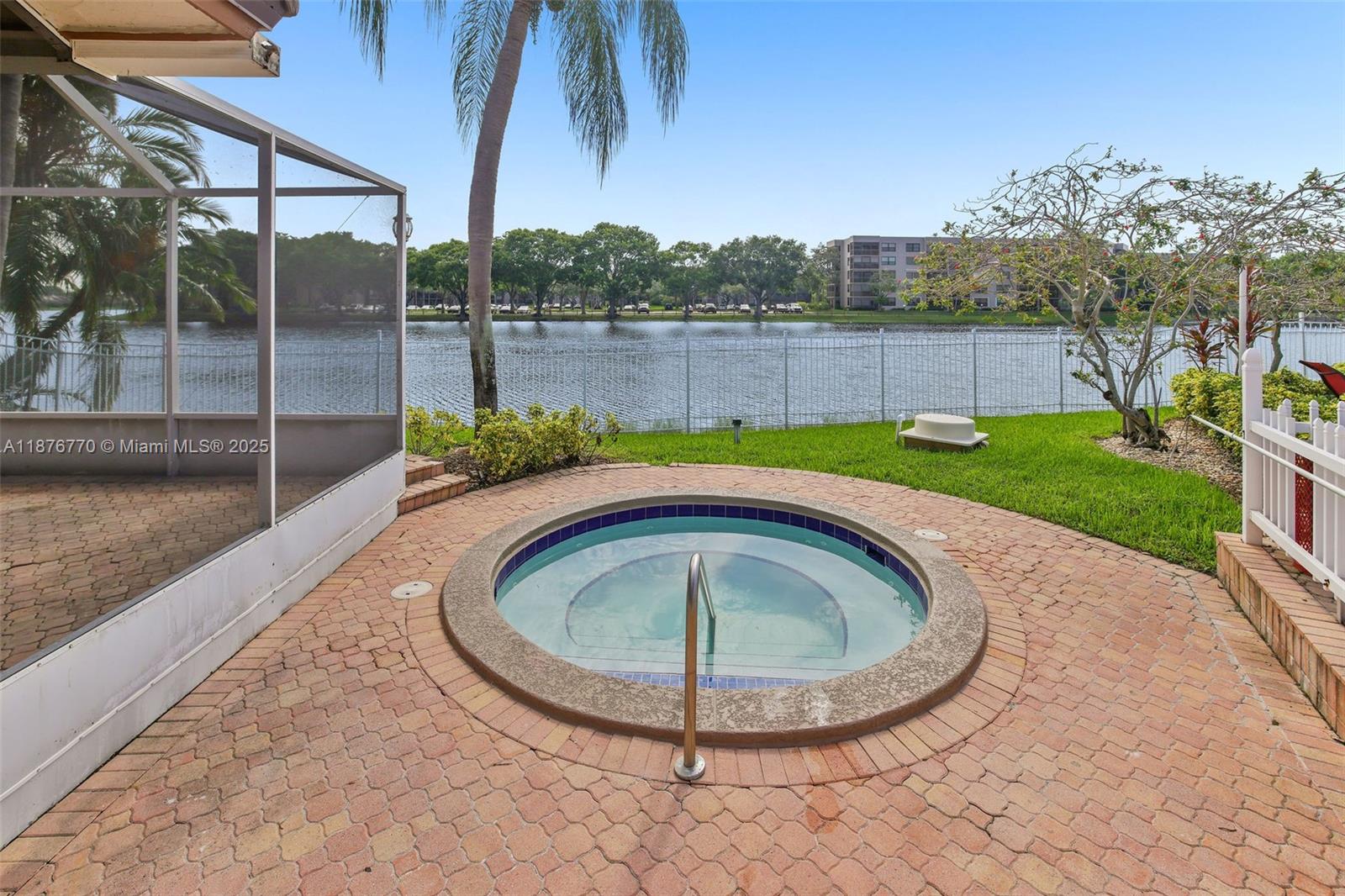 PEMBROKE LAKES SECTION EI - Residential