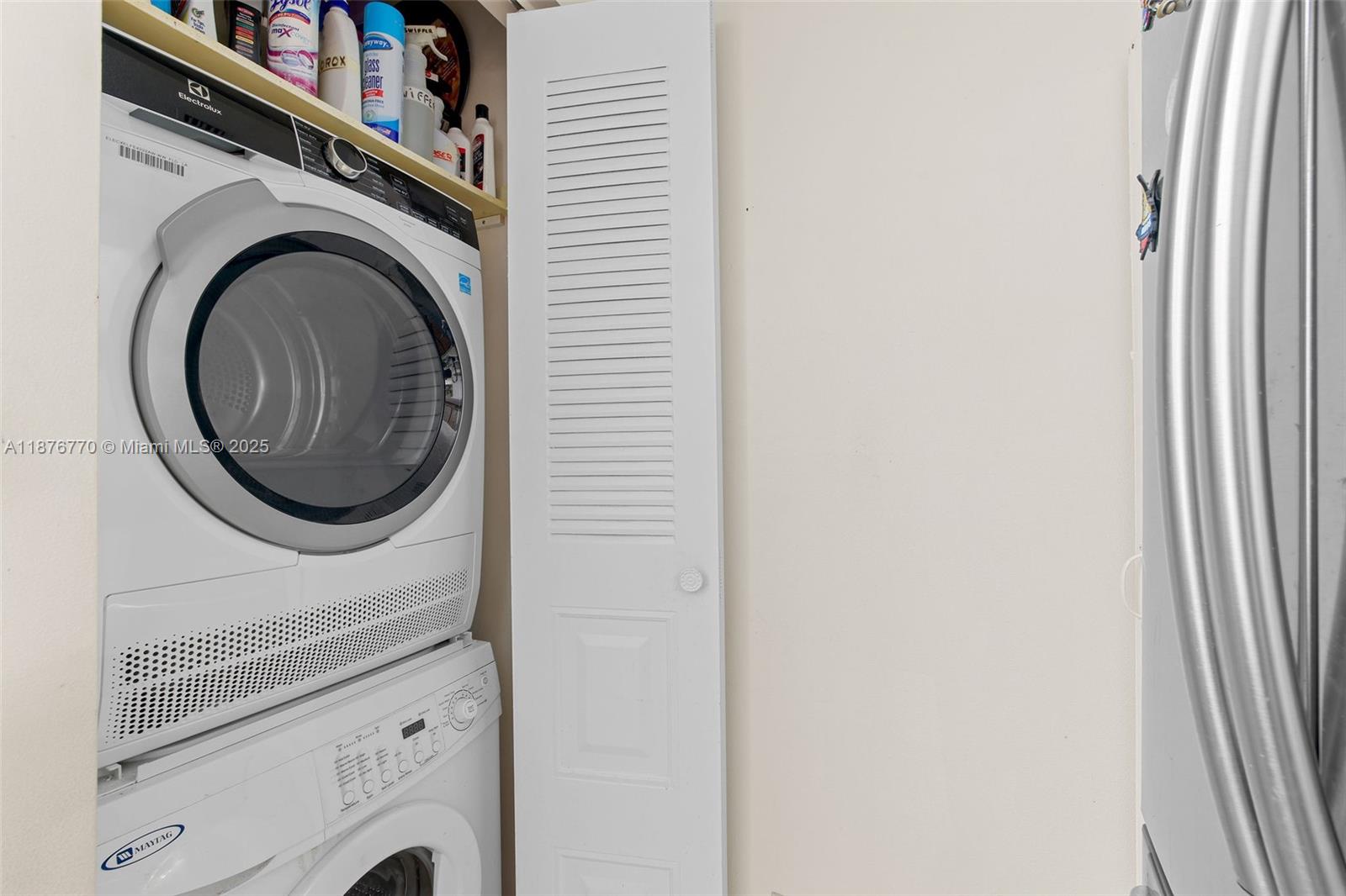 PEMBROKE LAKES SECTION EI - Residential