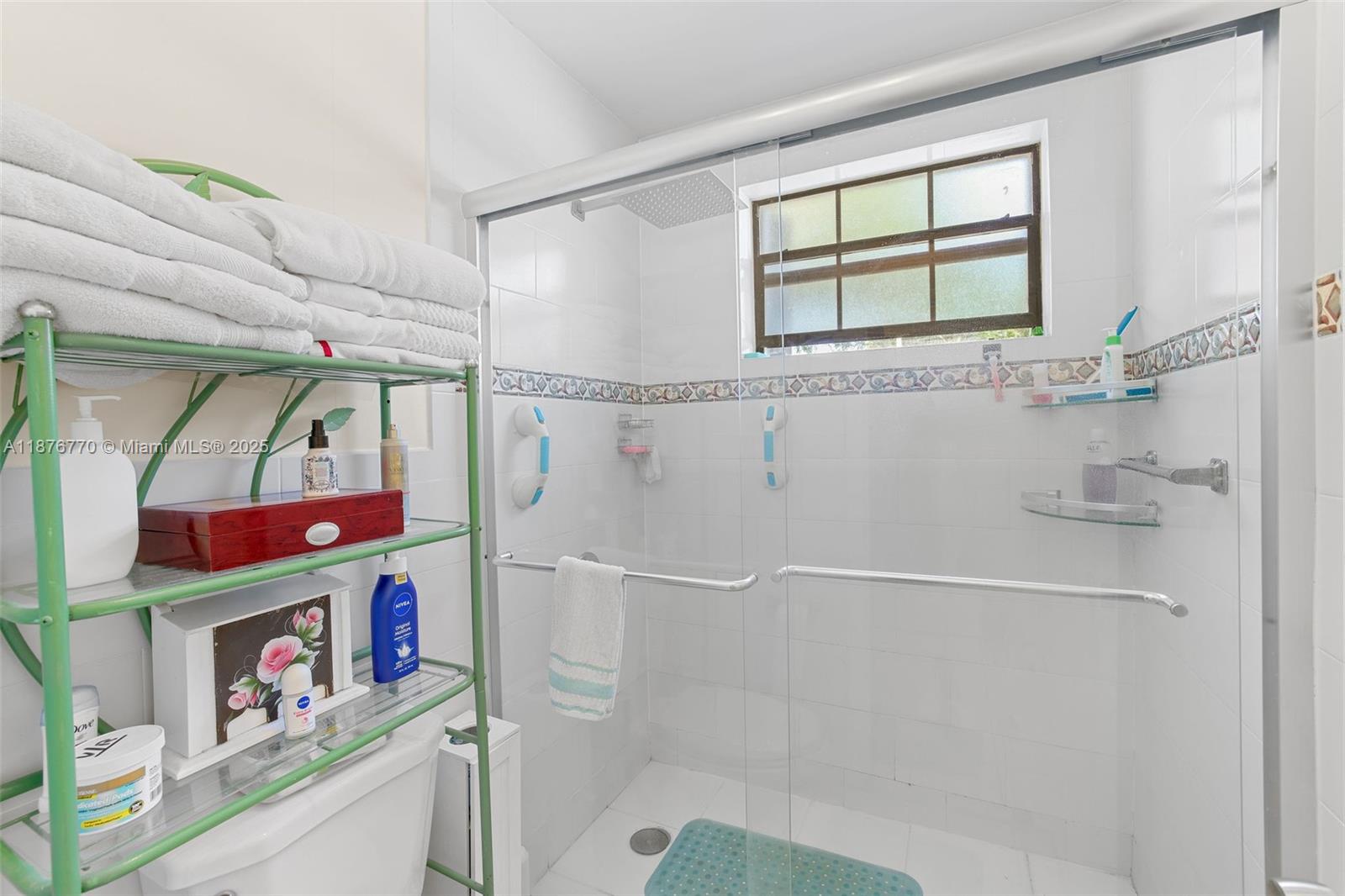 PEMBROKE LAKES SECTION EI - Residential