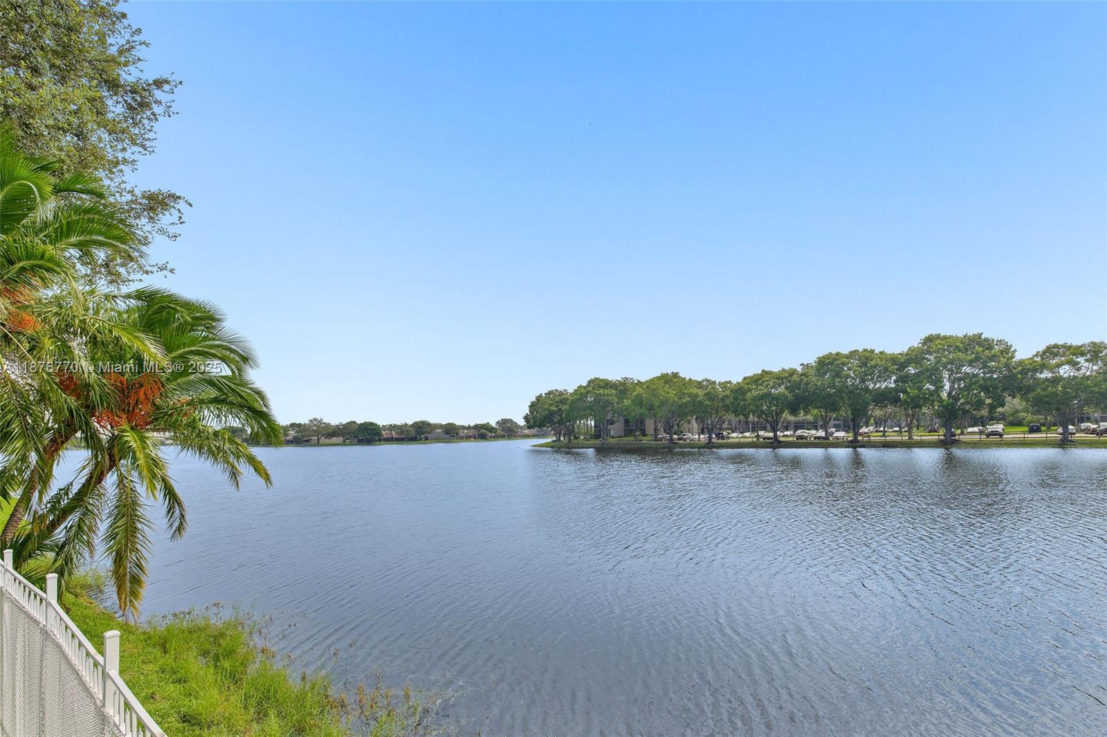 PEMBROKE LAKES SECTION EI - Residential