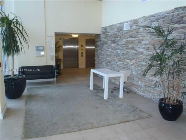 HIGHLAND PARK LOFTS CONDO - Residential Lease