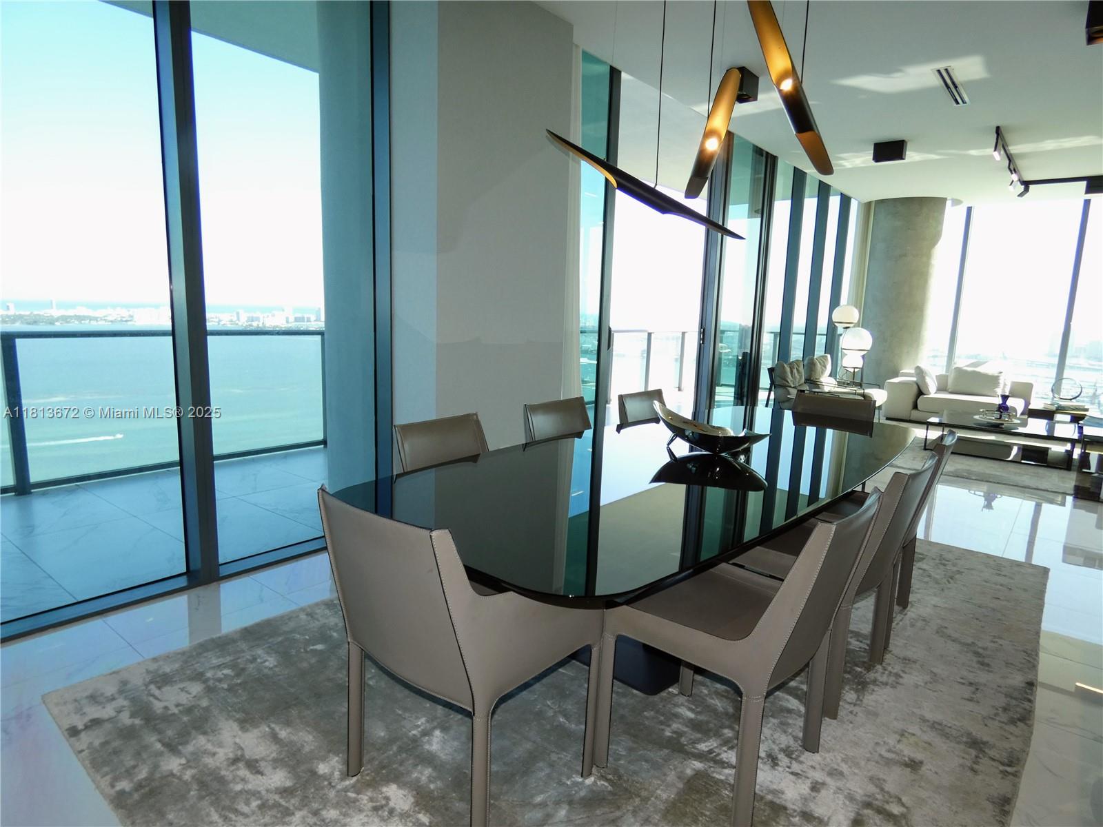 ONE PARAISO CONDO - Residential