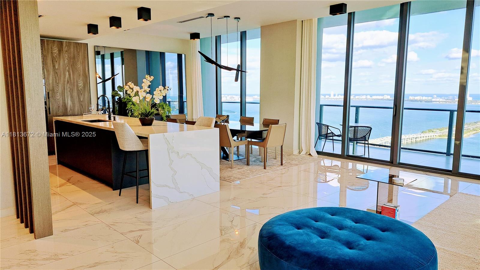 ONE PARAISO CONDO - Residential