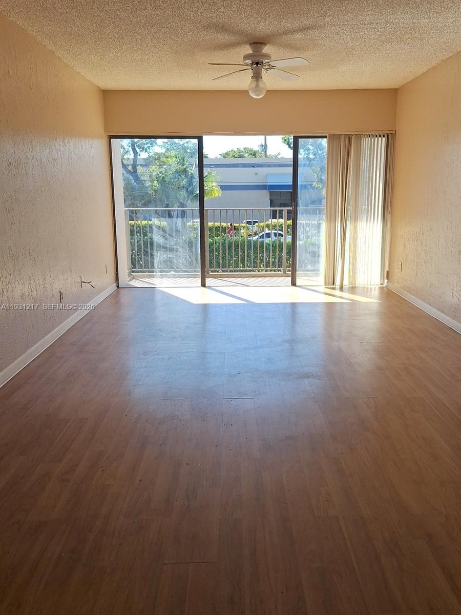 HAMPTON COURT CONDO - Residential