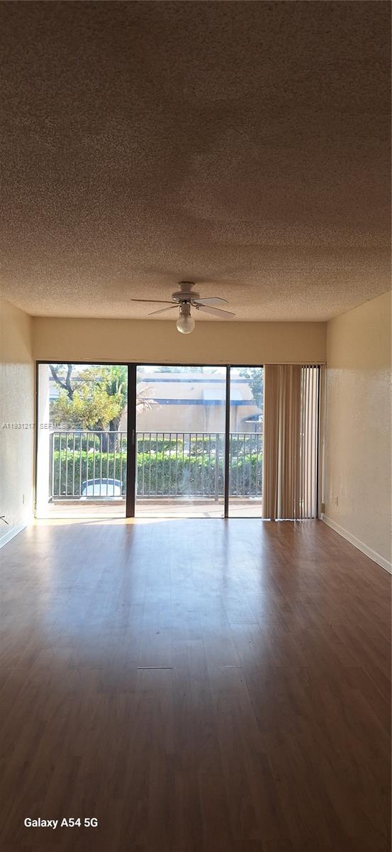 HAMPTON COURT CONDO - Residential