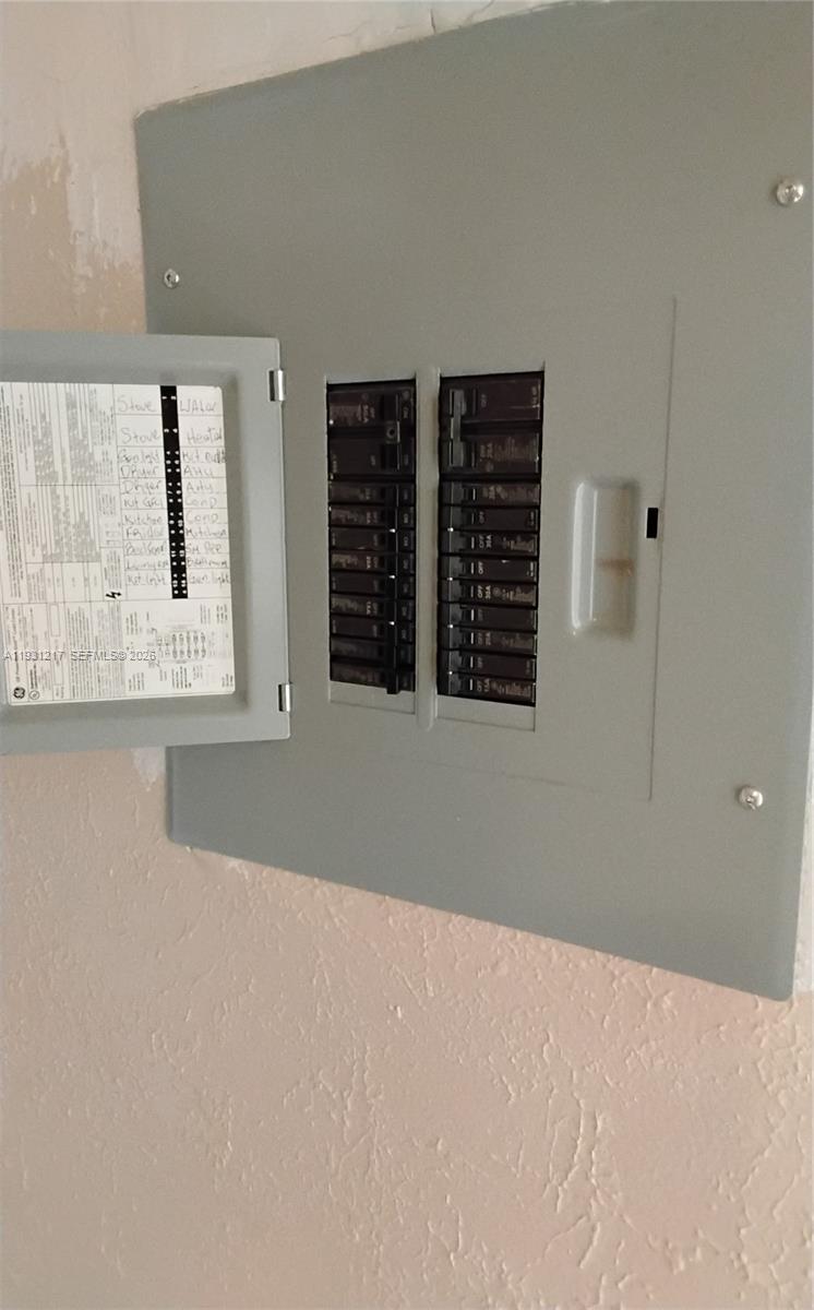 HAMPTON COURT CONDO - Residential