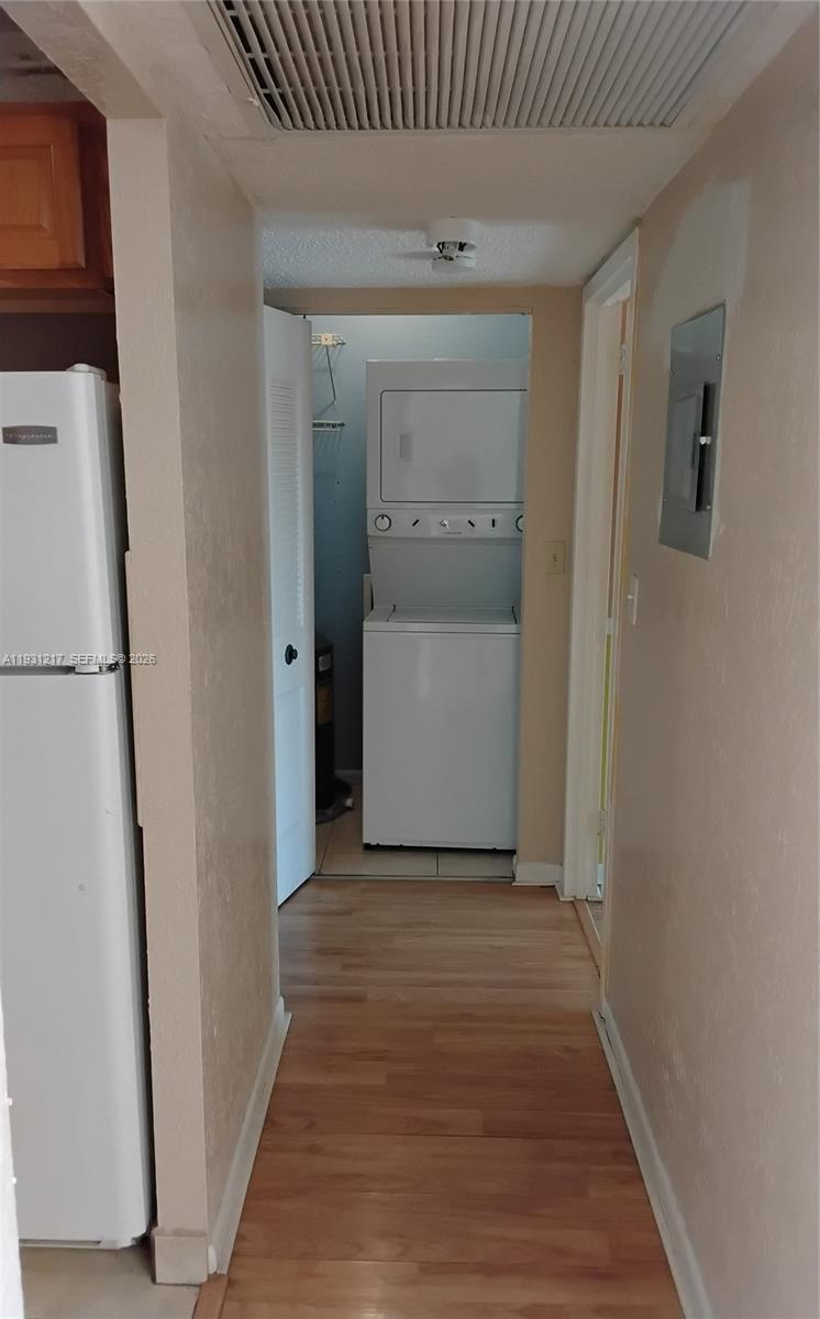 HAMPTON COURT CONDO - Residential