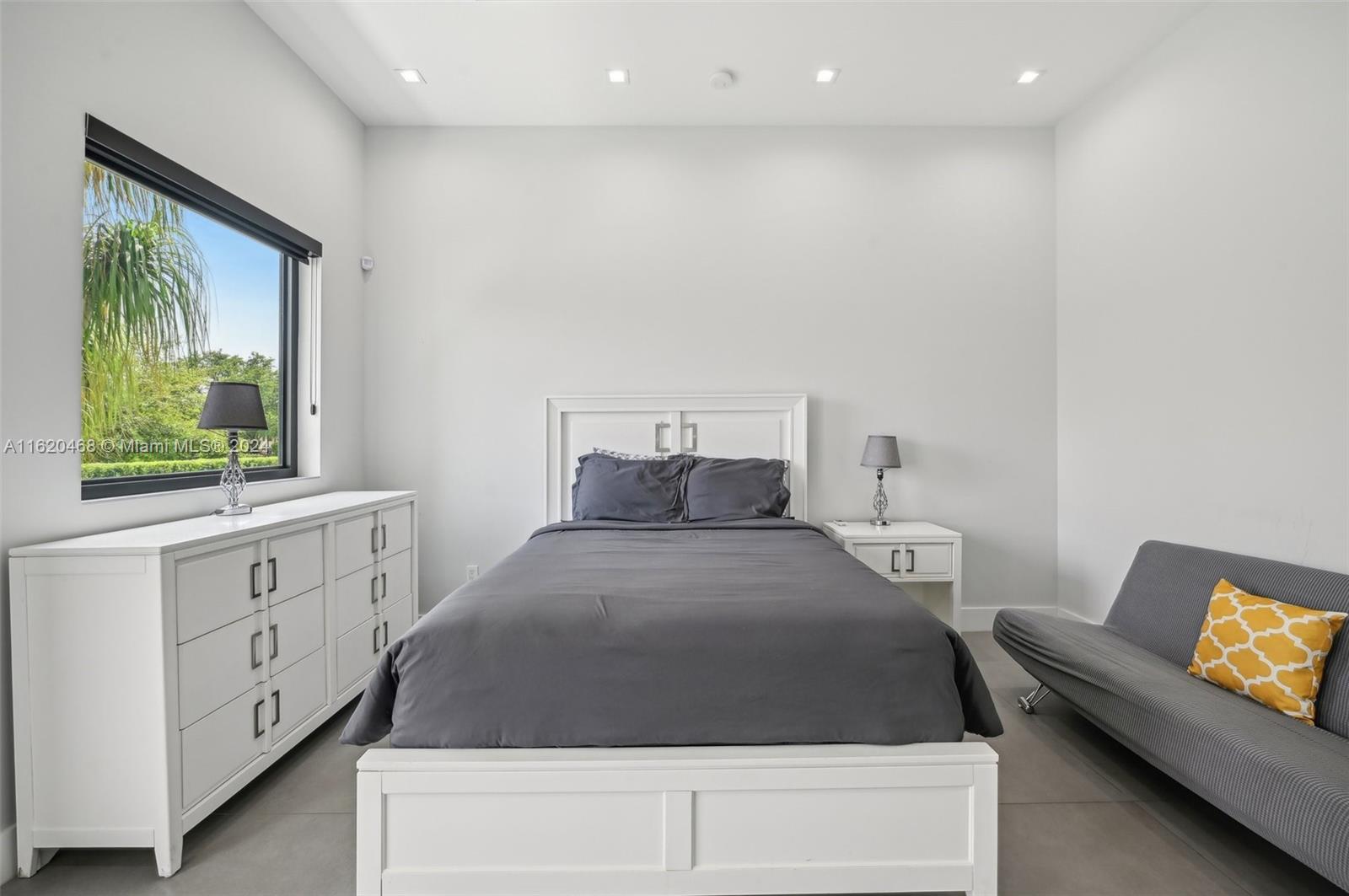 CORAL WAY HOMESITES - Residential