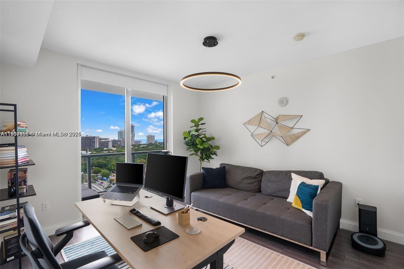 THE AXIS ON BRICKELL COND - Residential