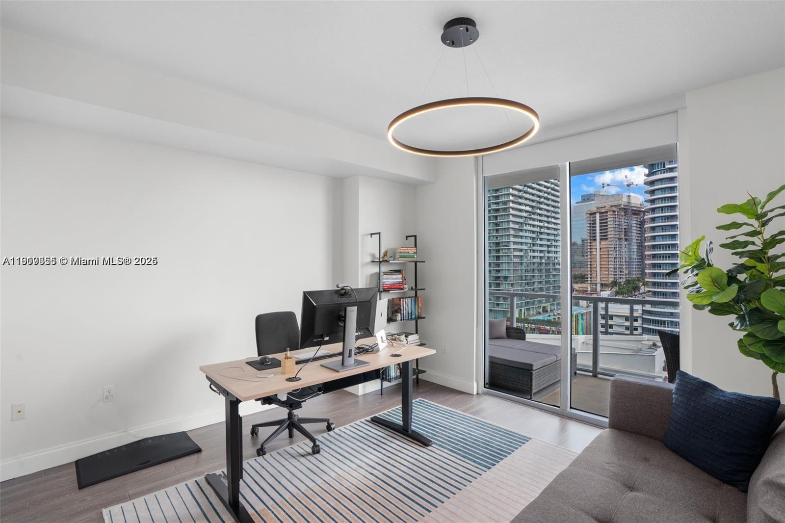 THE AXIS ON BRICKELL COND - Residential