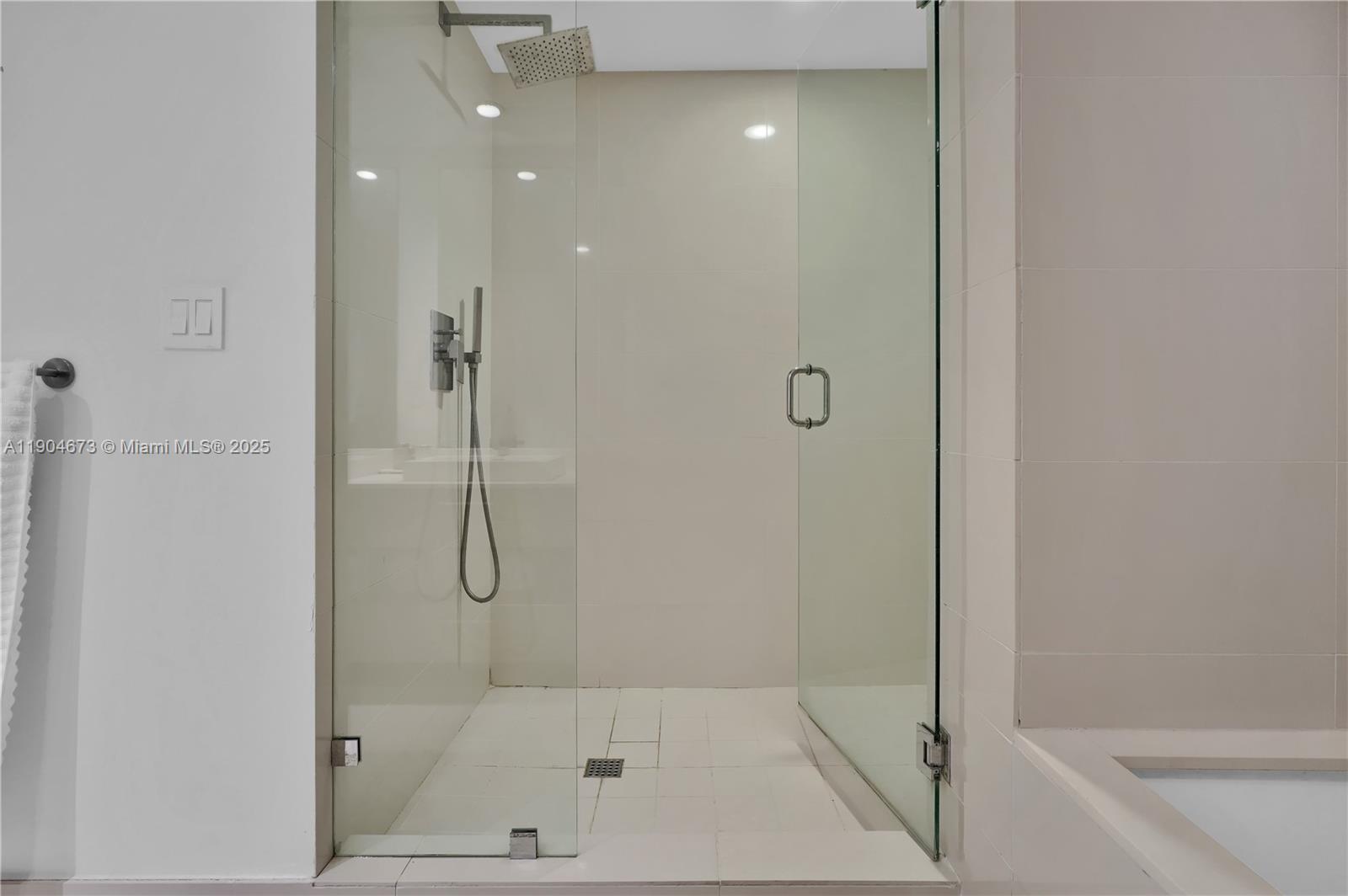 1300 S MIAMI AVENUE CONDO - Residential Lease