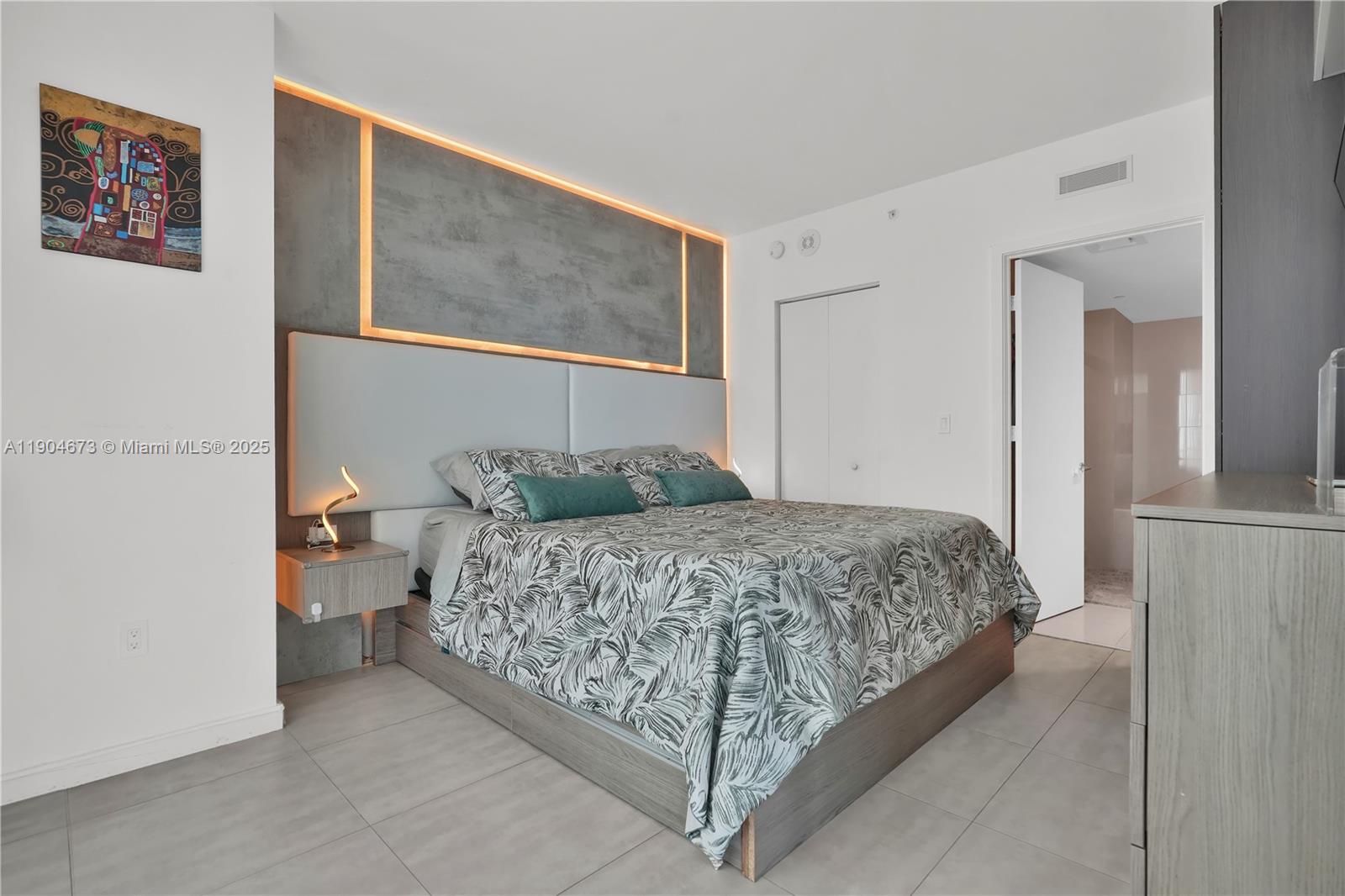 1300 S MIAMI AVENUE CONDO - Residential Lease