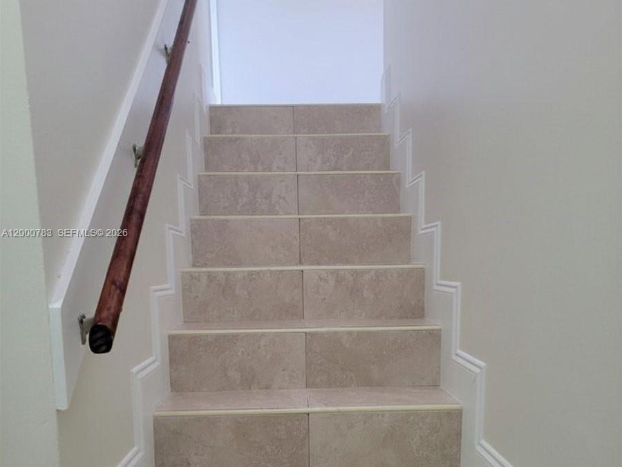 INDIAN LAKE VILLAGE II CO - Residential Lease