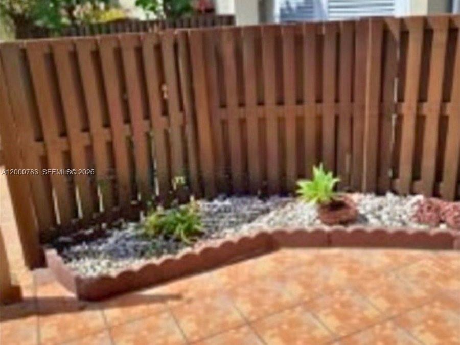 INDIAN LAKE VILLAGE II CO - Residential Lease