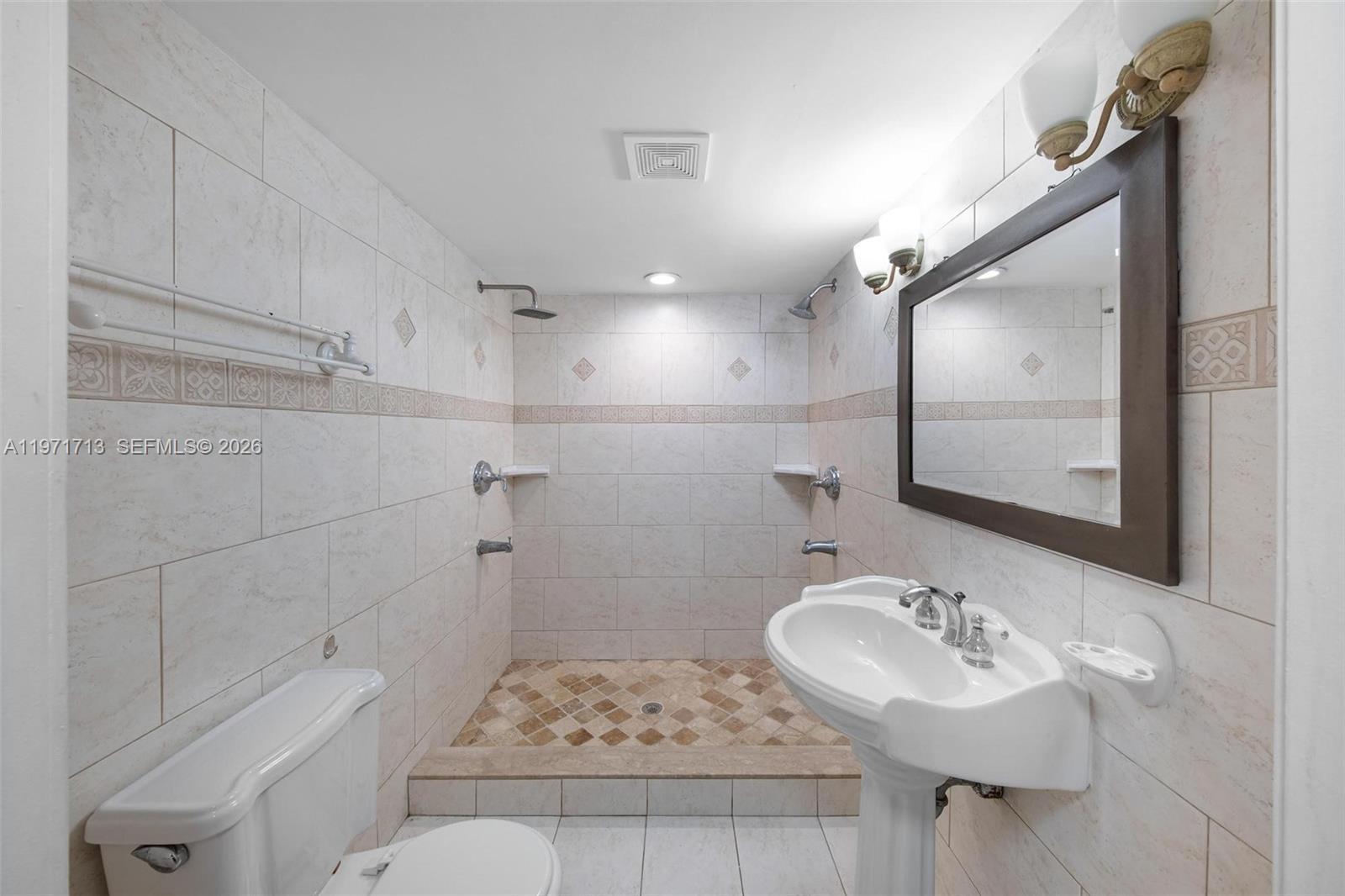 P A A SUB - Residential