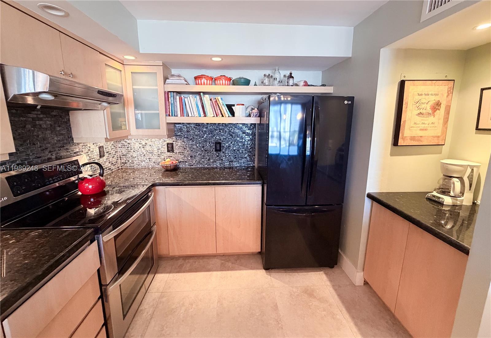 TOWER 1800 CONDO - Residential