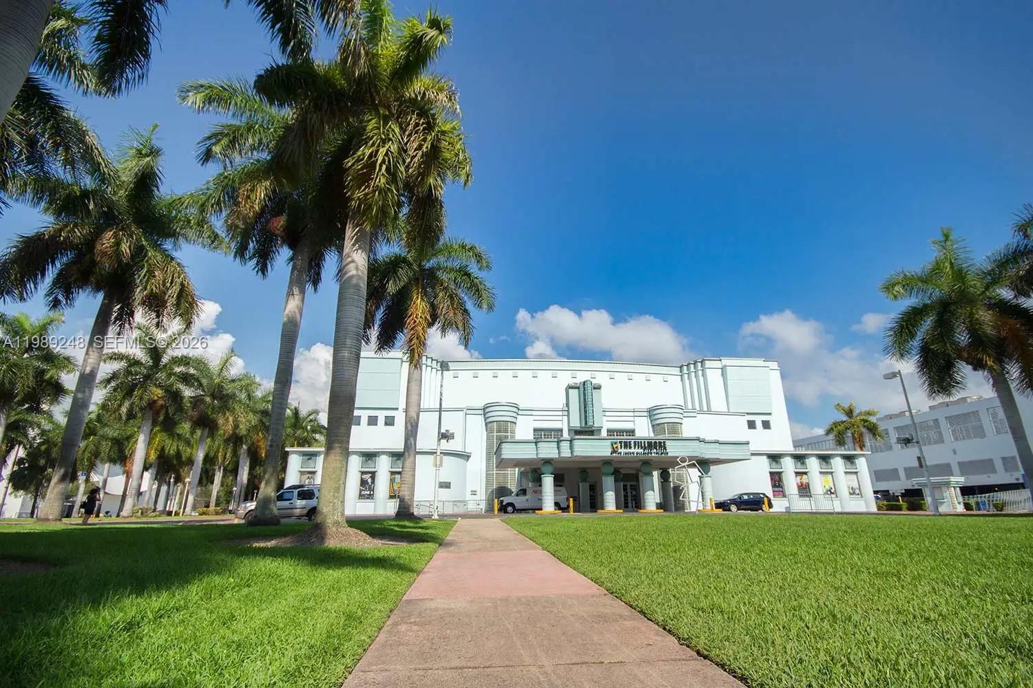 TOWER 1800 CONDO - Residential