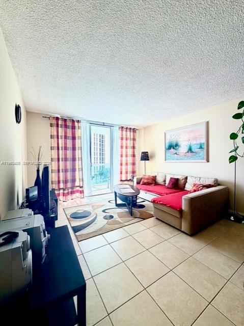 TIDES ON HOLLYWOOD BEACH - Residential