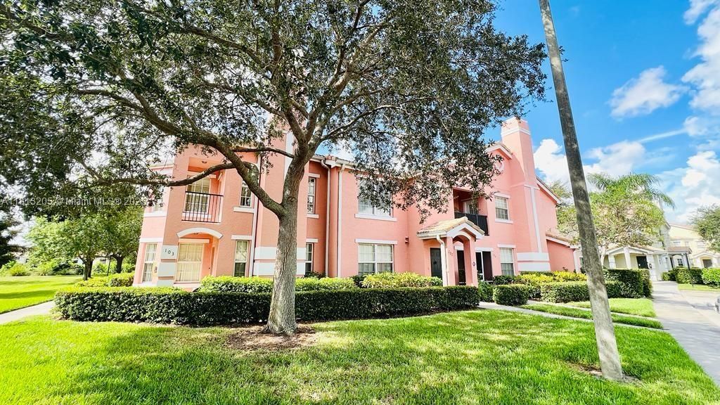 Photo of 138 SW Peacock Blvd #20202, Port St Lucie, FL 34986 (MLS # A11813205)