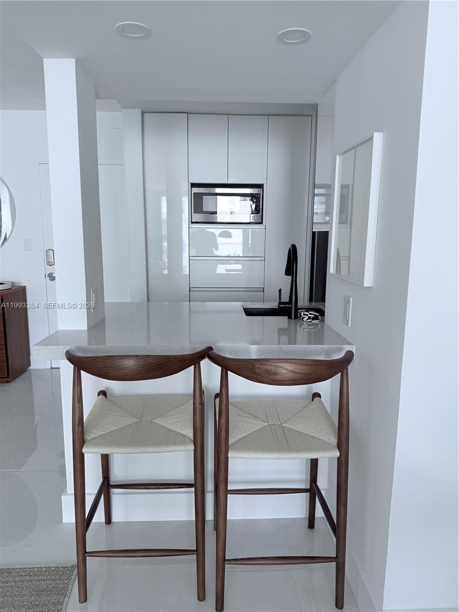 MIRADOR 1000 CONDO - Residential Lease