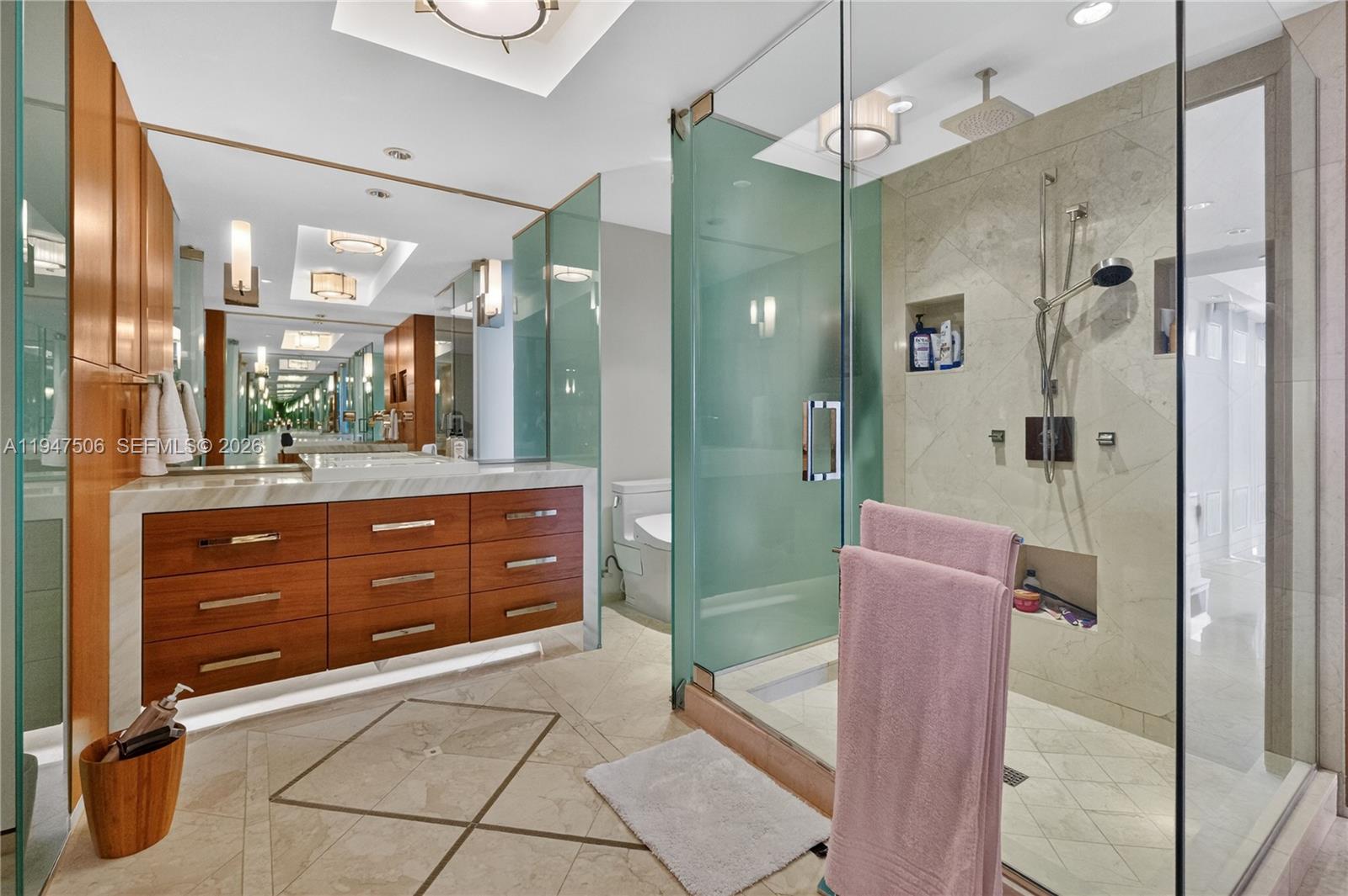 JADE RESIDENCES - Residential