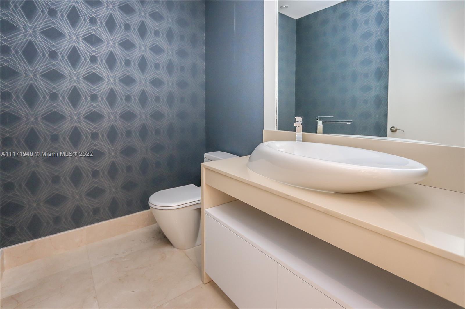 TDR TOWER I CONDO - Residential Lease