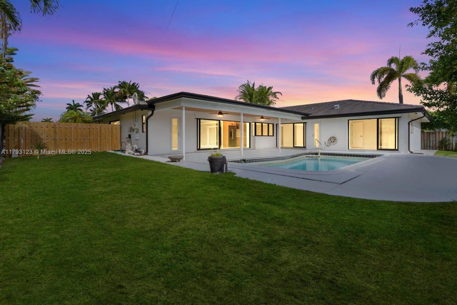 Property for Sale at 3420 Ne 26th Ave, Lighthouse Point, Broward County, Florida - Bedrooms: 4 
Bathrooms: 3  - $1,350,000