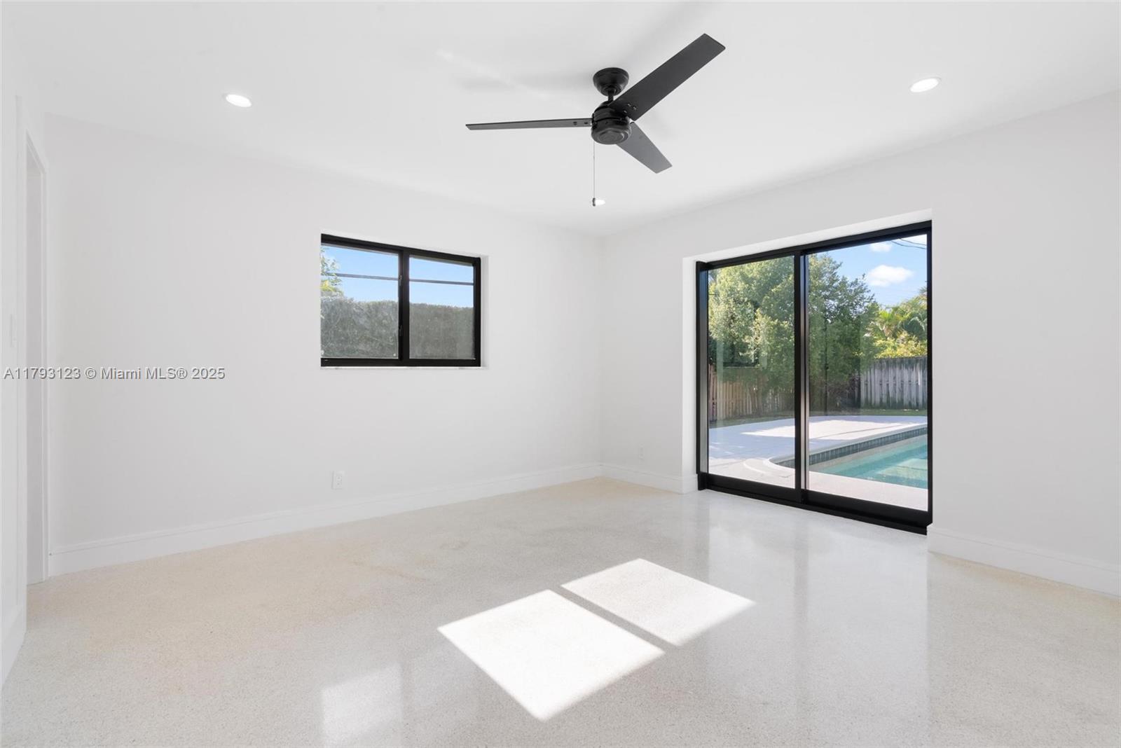 LIGHTHOUSE POINT 6TH SEC - Residential