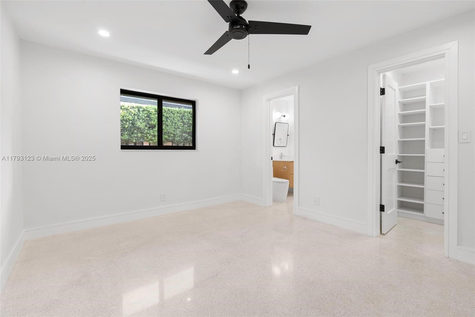 LIGHTHOUSE POINT 6TH SEC - Residential